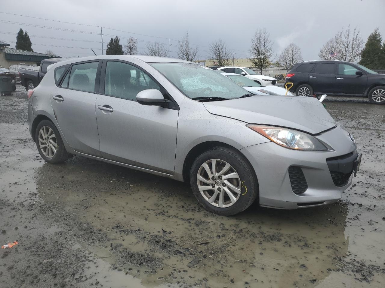2012 Mazda 3 - Image 4