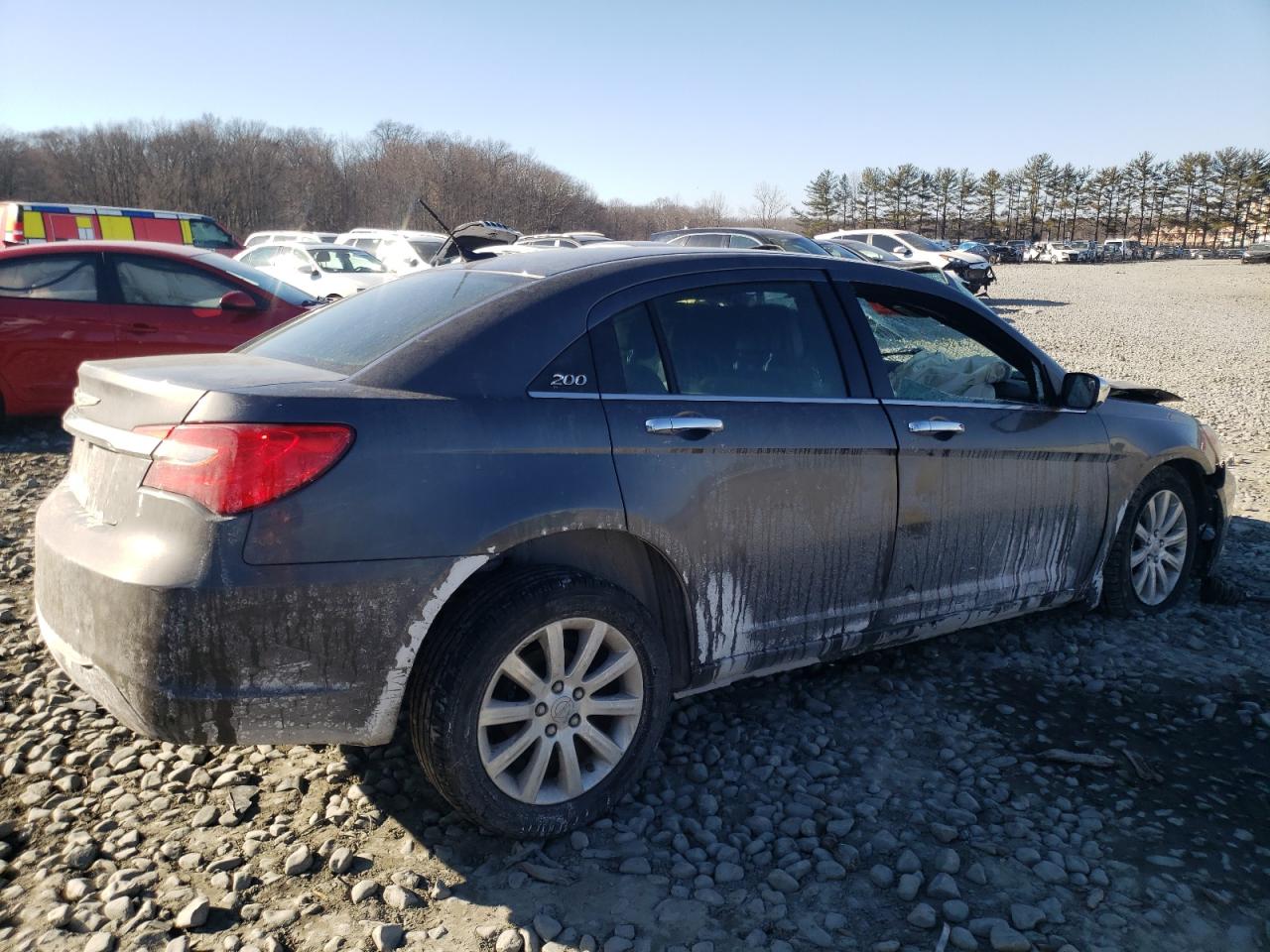 2014 Chrysler 200 - Image 3