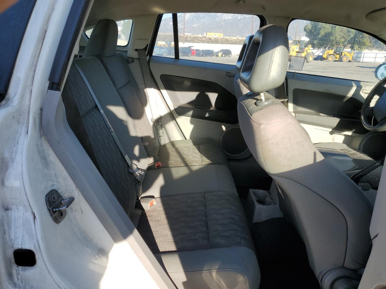 2007 Dodge Caliber - Image 10