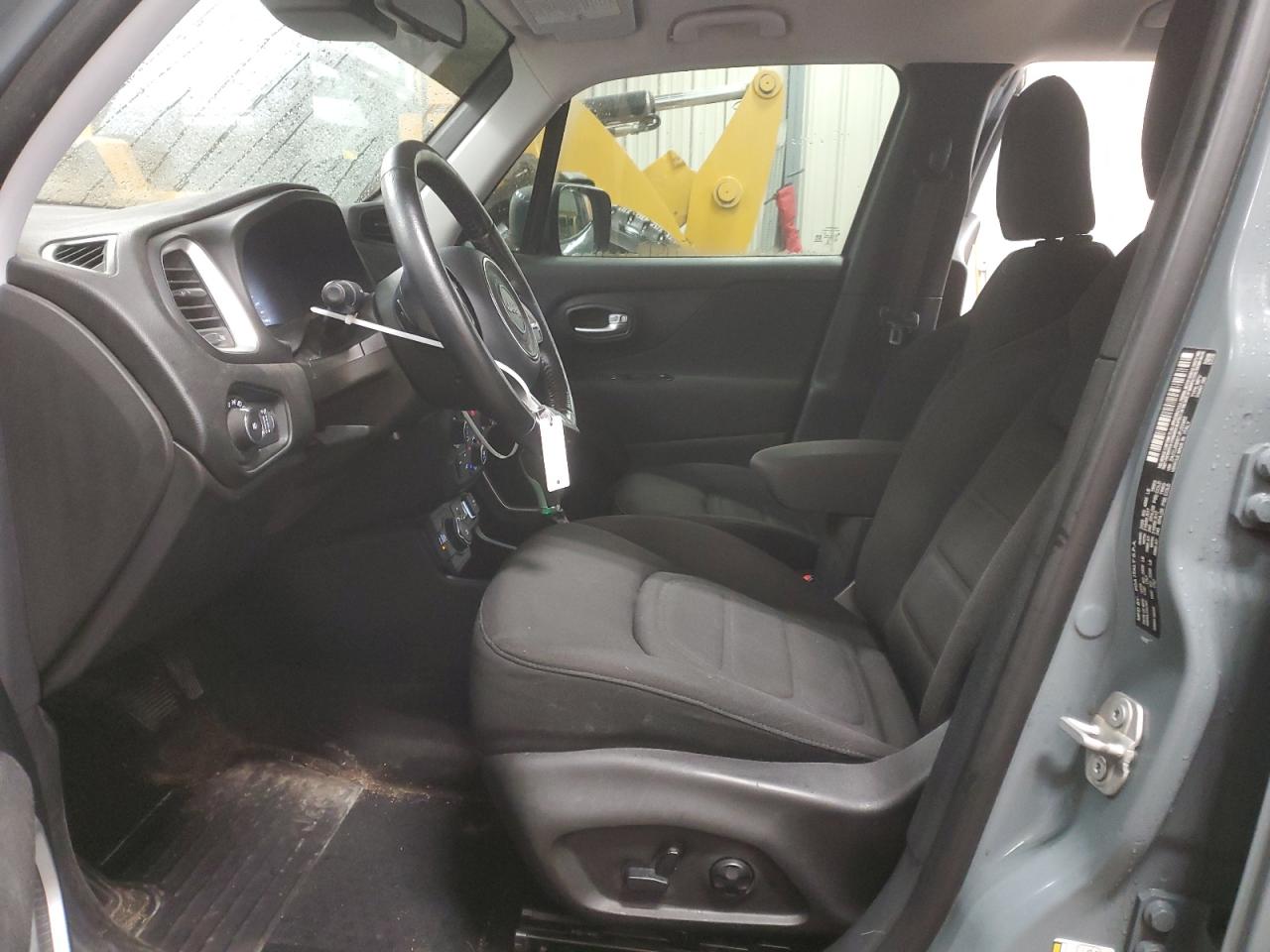 2018 Jeep Renegade - Image 7