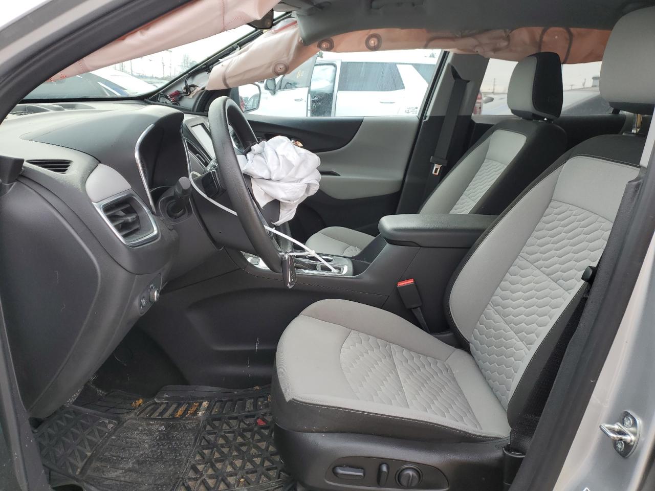 2021 Chevrolet Equinox - Image 7