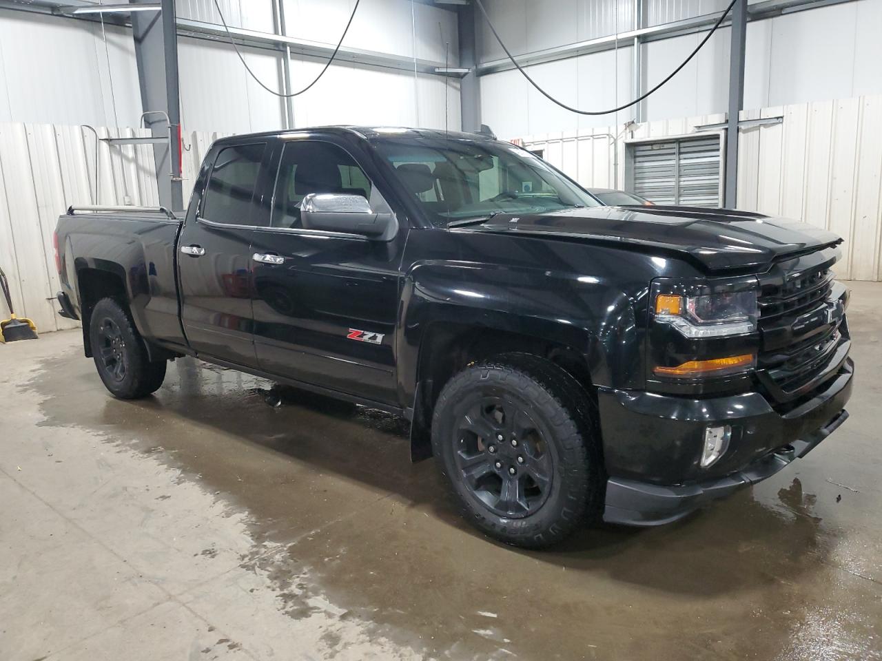 2017 Chevrolet Silverado - Image 4