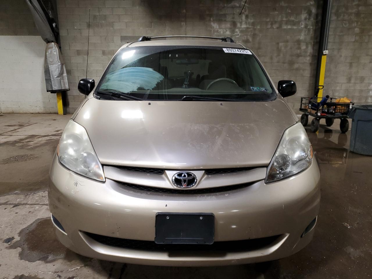 2008 Toyota Sienna - Image 5
