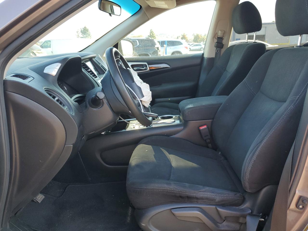 2014 Nissan Pathfinder - Image 7