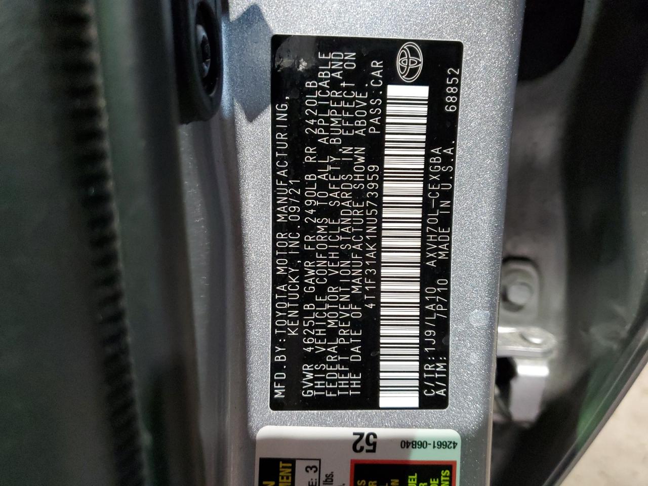 2022 Toyota Camry - Image 12