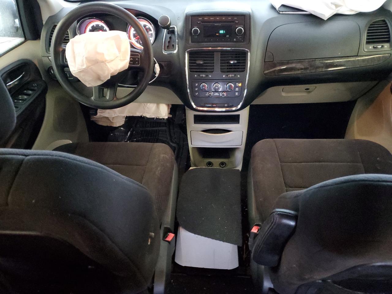 2011 Dodge Caravan - Image 8