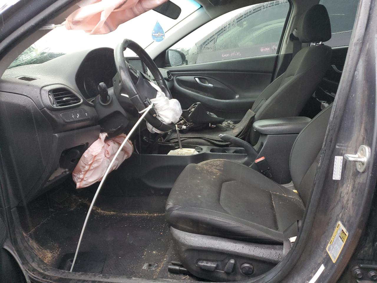 2018 Hyundai Elantra - Image 7