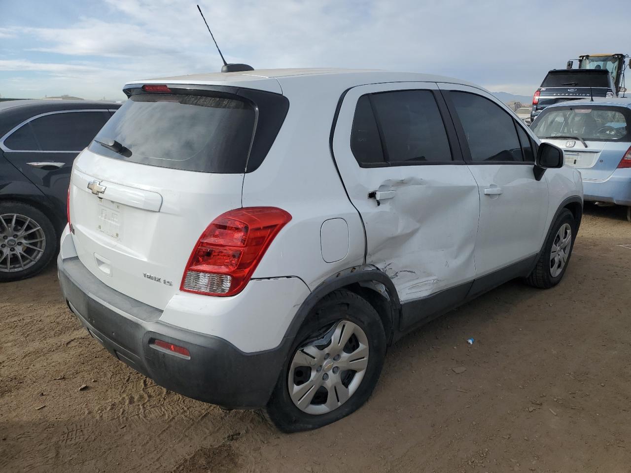 VIN KL7CJKSBXGB590059 2016 CHEVROLET TRAX no.3