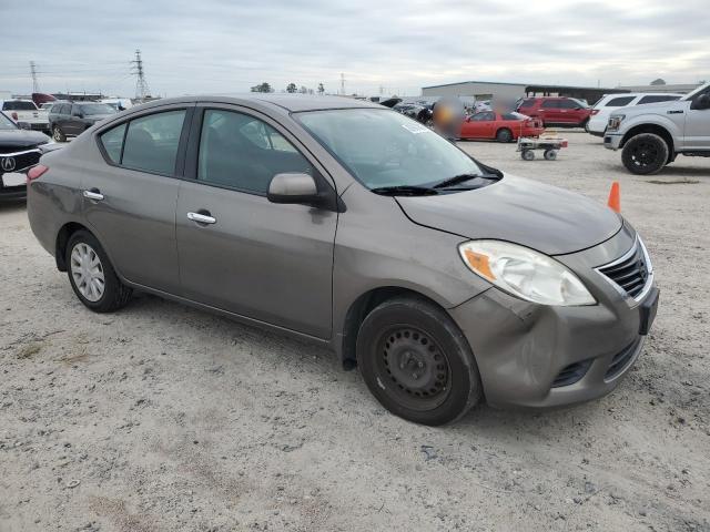  NISSAN VERSA 2013 Серый