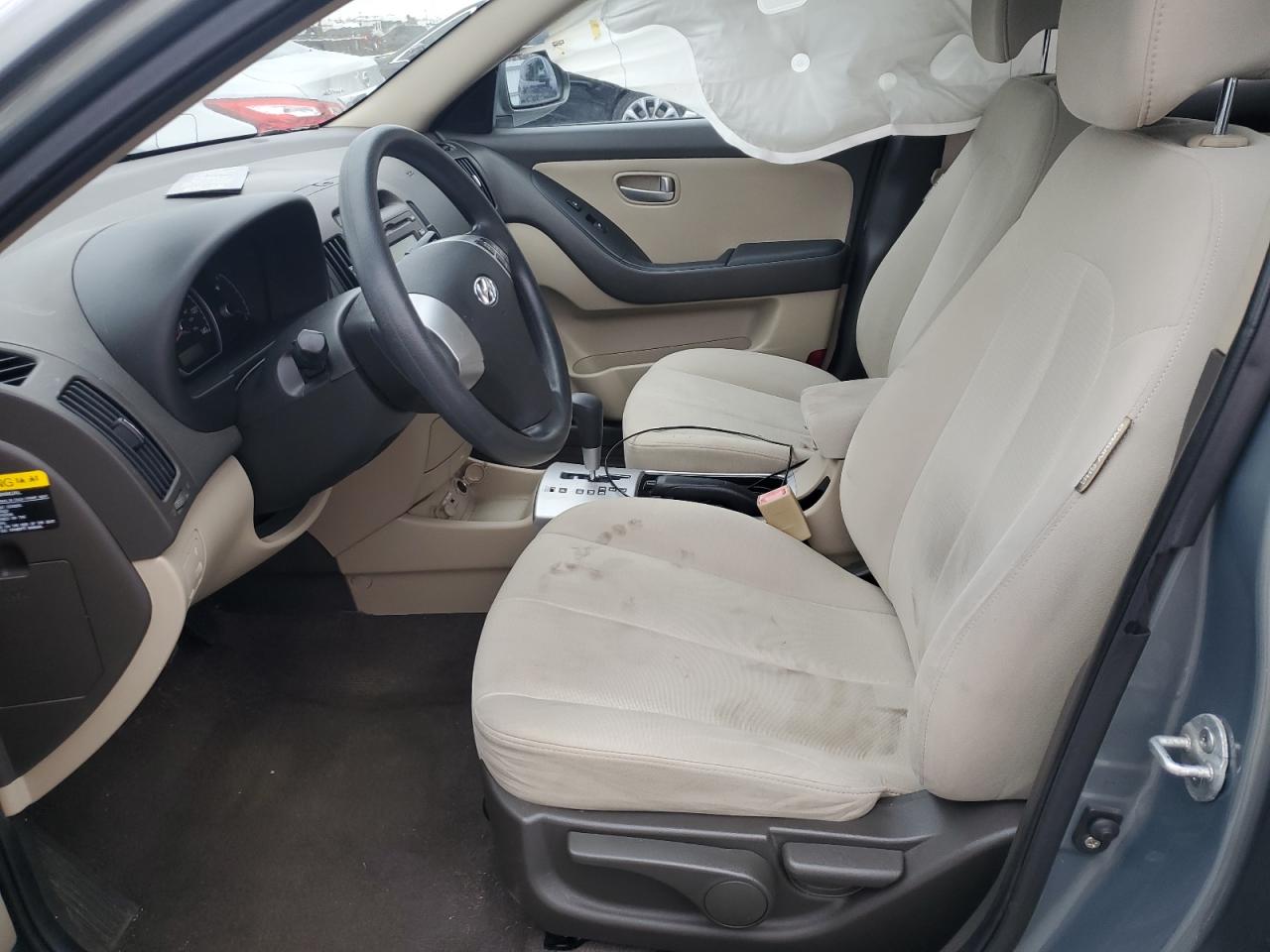 2009 Hyundai Elantra - Image 7