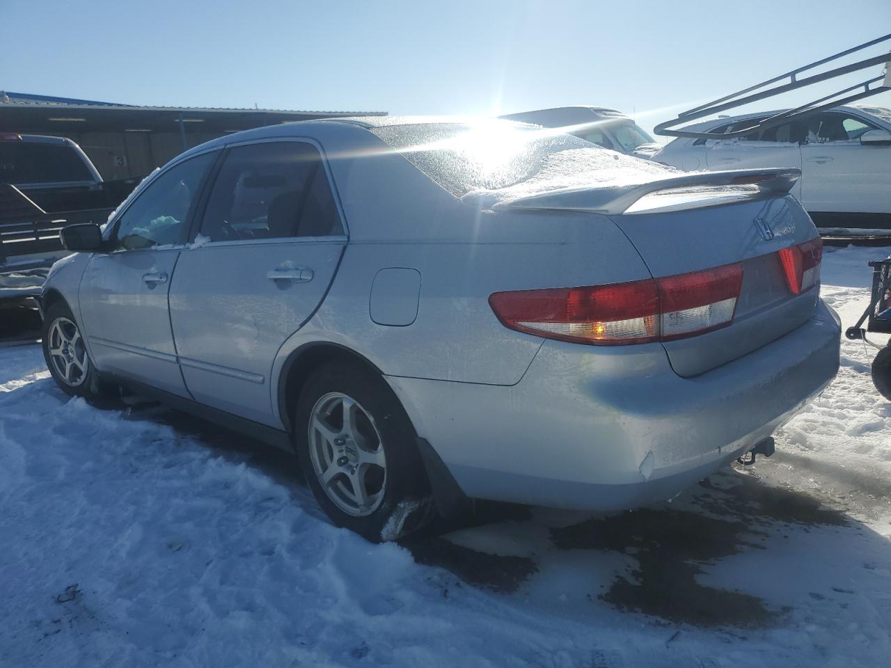 2004 Honda Accord - Image 2