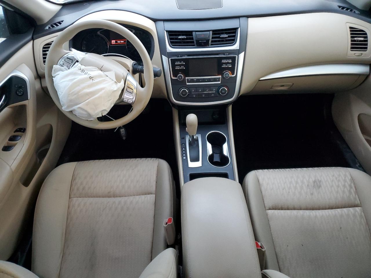 2016 Nissan Altima - Image 8