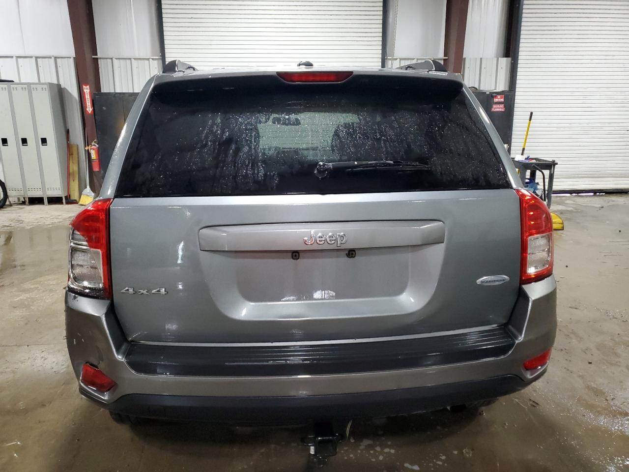 2011 Jeep Compass - Image 6