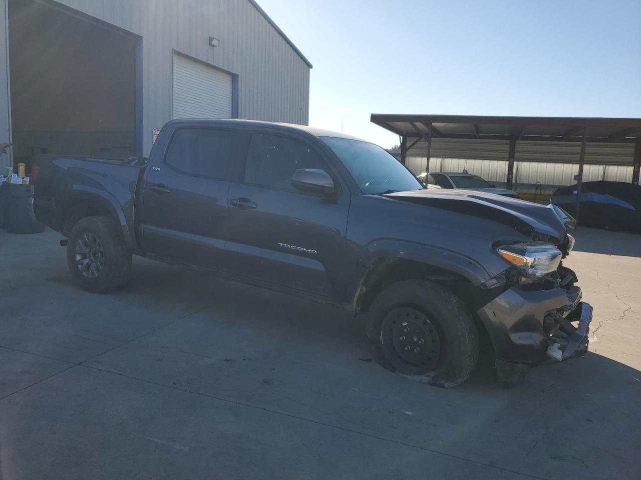 VIN 5TFAX5GN6GX066259 2016 TOYOTA TACOMA no.4