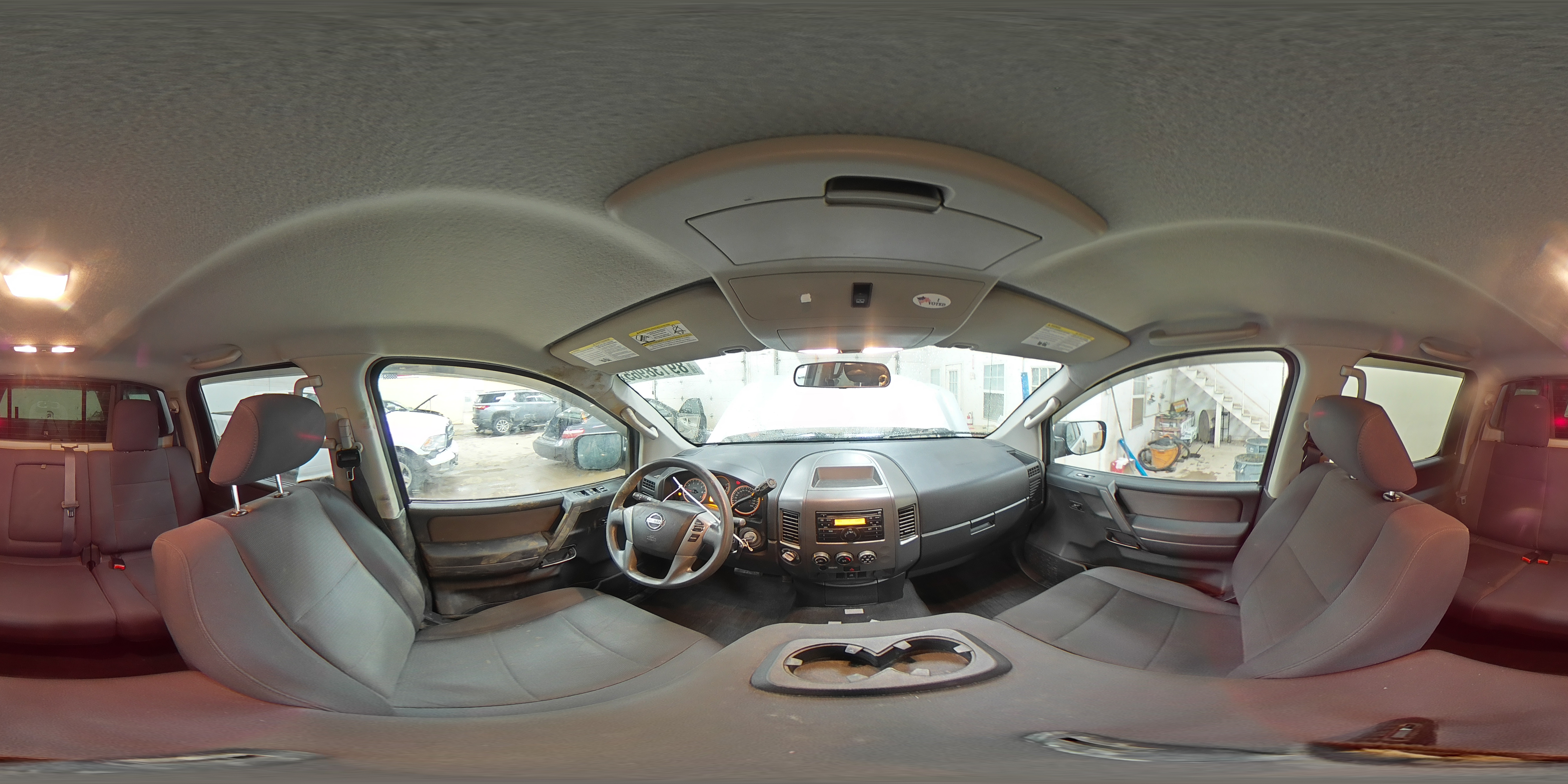 2014 Nissan Titan - Image 14