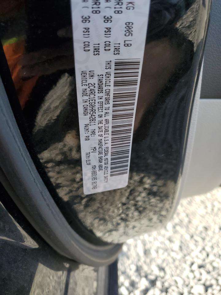 2017 Chrysler Pacifica - Image 13