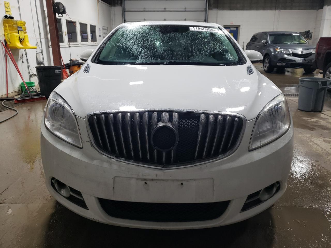 2013 Buick Verano - Image 5
