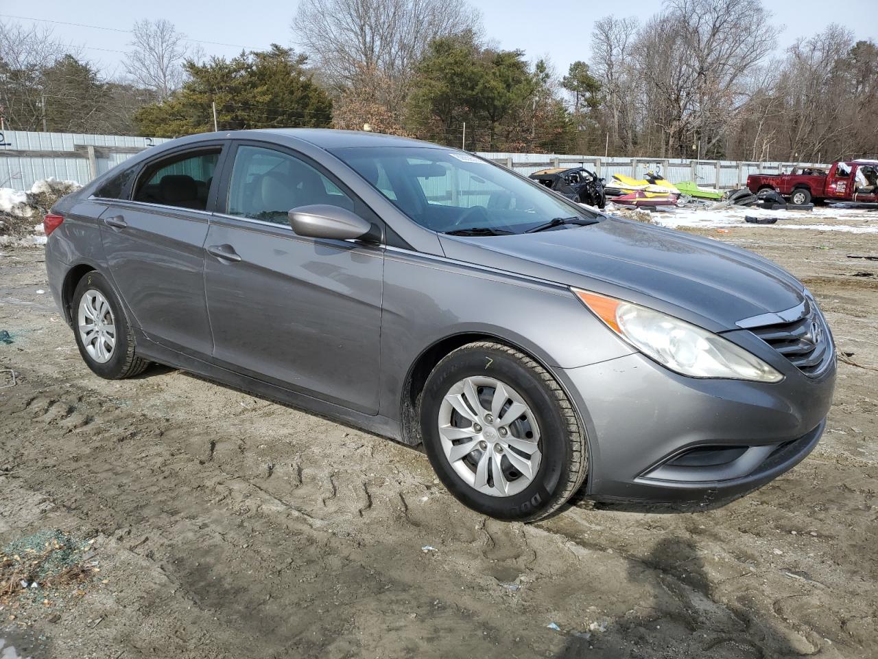 2011 Hyundai Sonata - Image 4