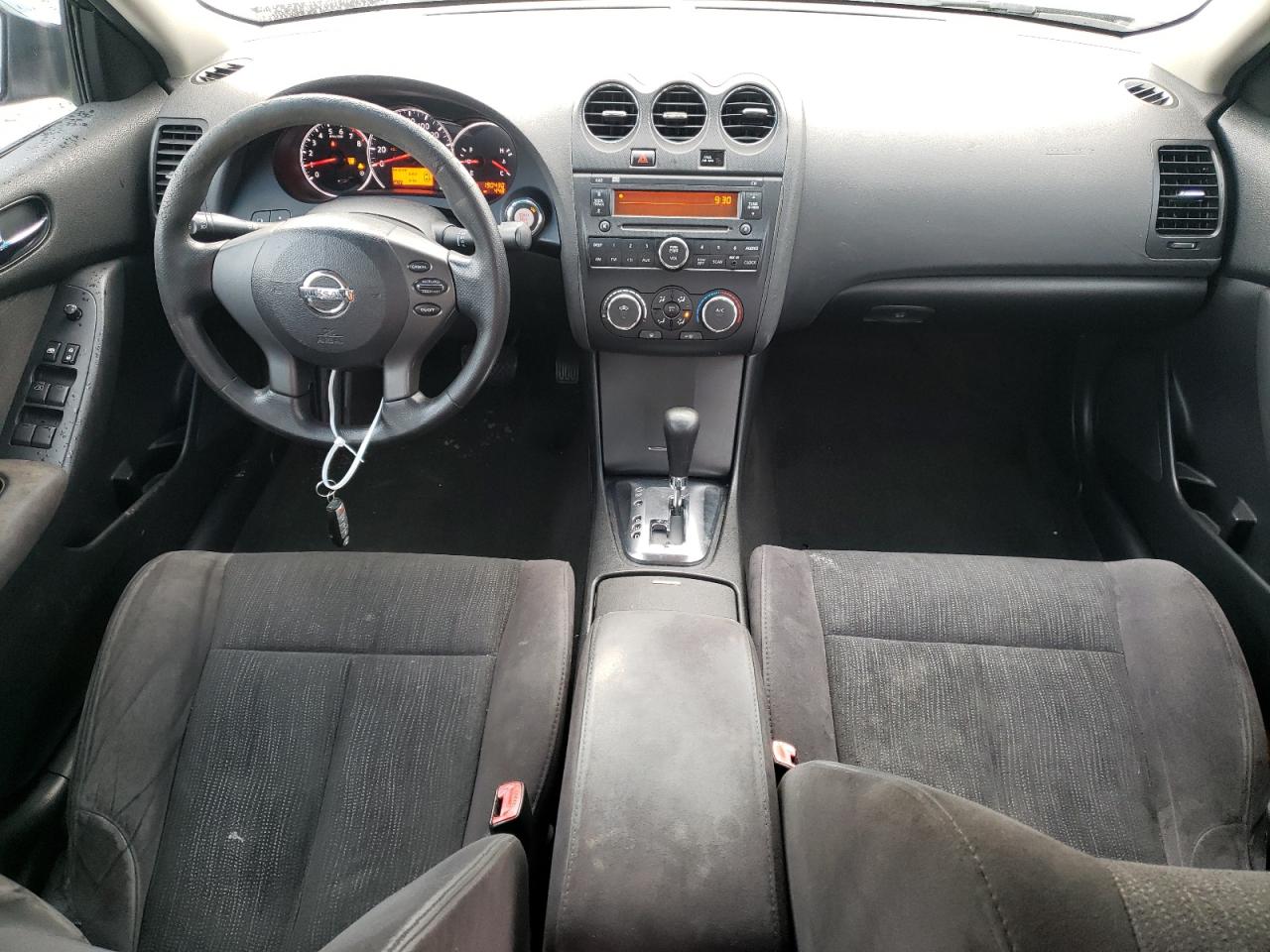 2011 Nissan Altima - Image 8