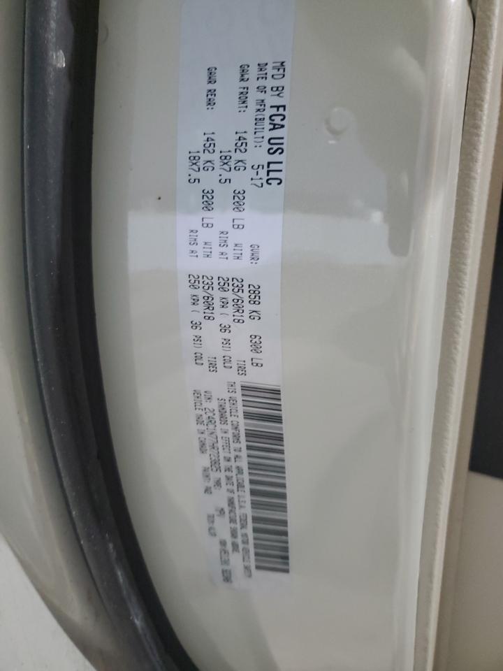 2017 Chrysler Pacifica - Image 14