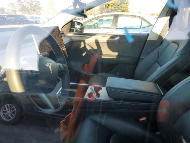  TESLA MODEL Y 2024 Серый