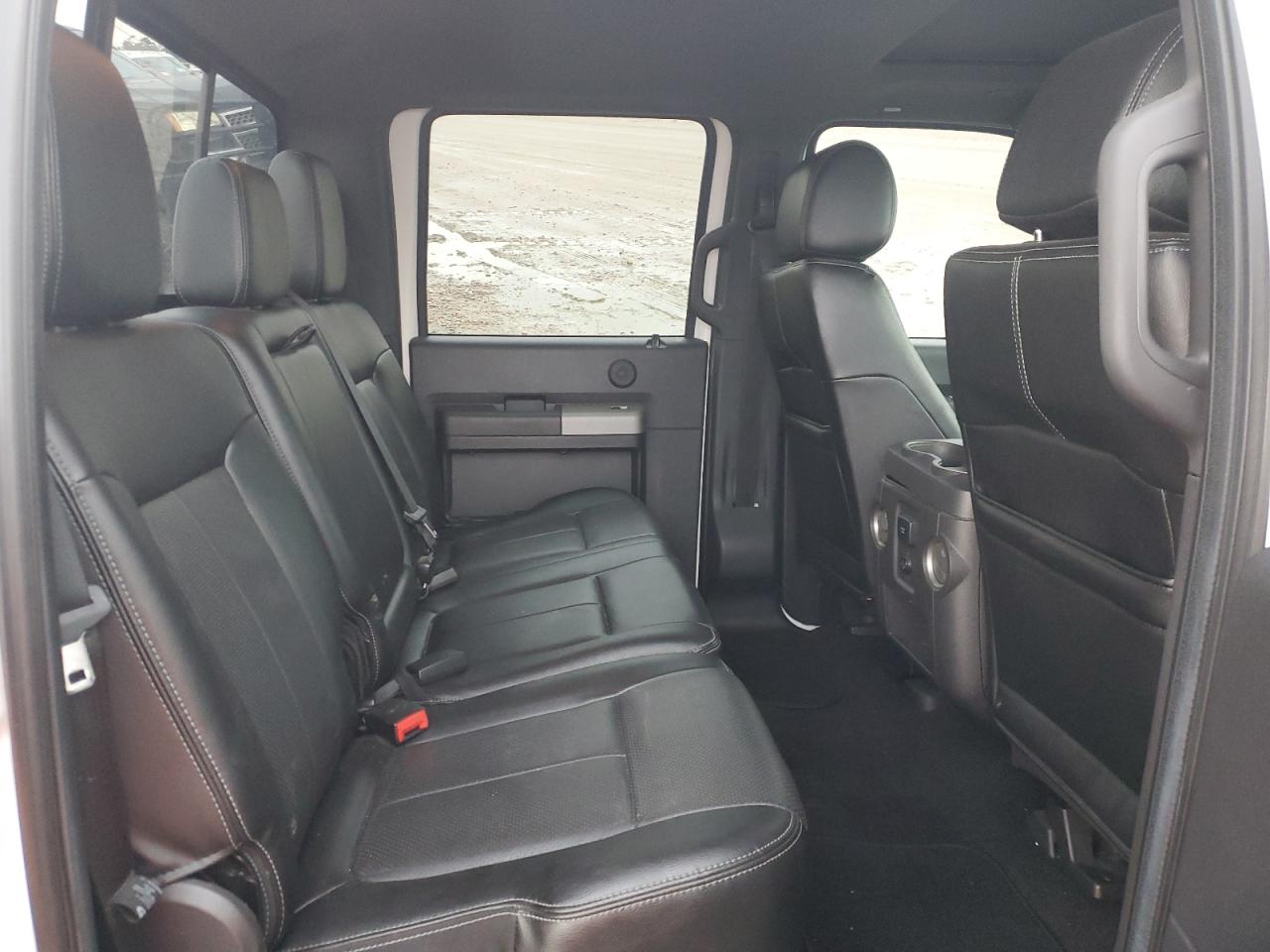 2016 Ford F350 - Image 11