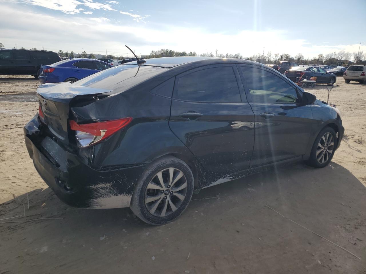 2017 Hyundai Accent - Image 3
