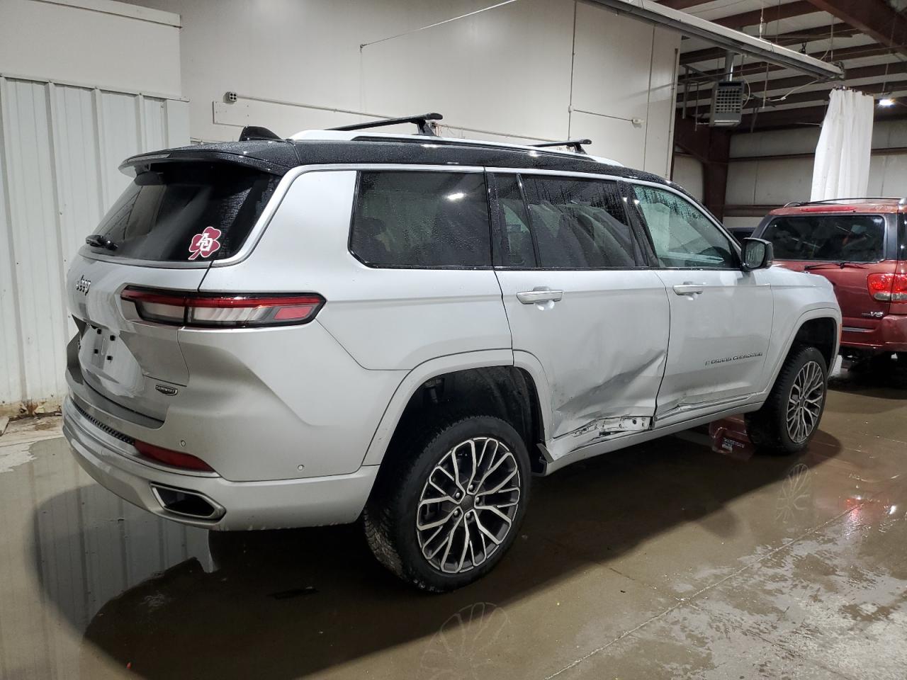 2021 Jeep Grand Cherokee - Image 3
