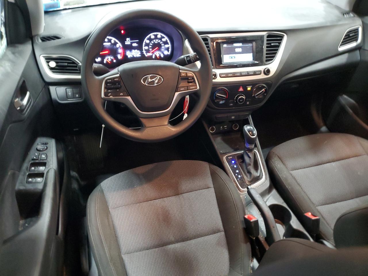 2022 Hyundai Accent - Image 8