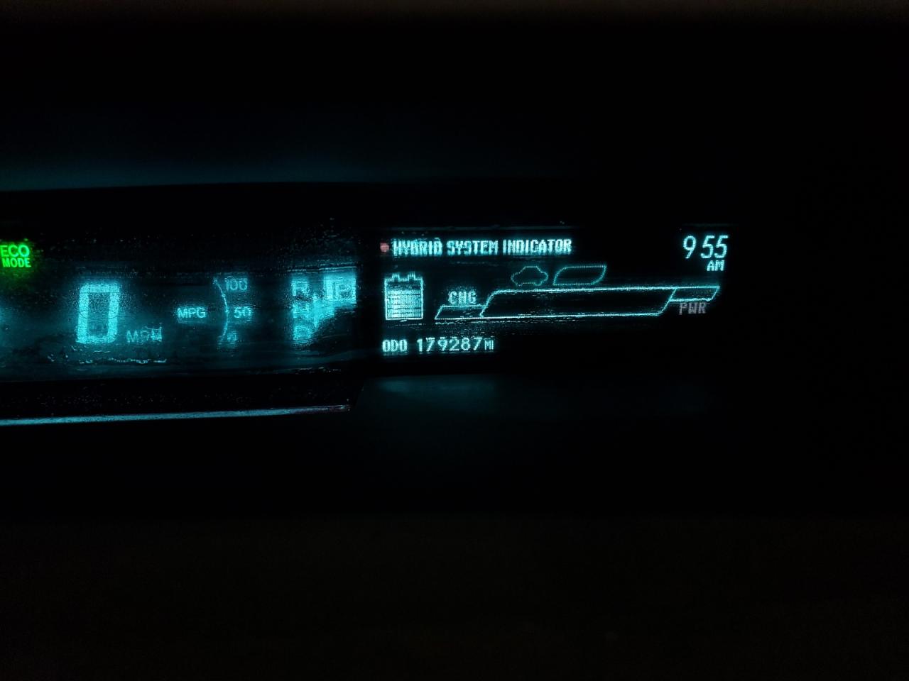 2015 Toyota Prius - Image 9
