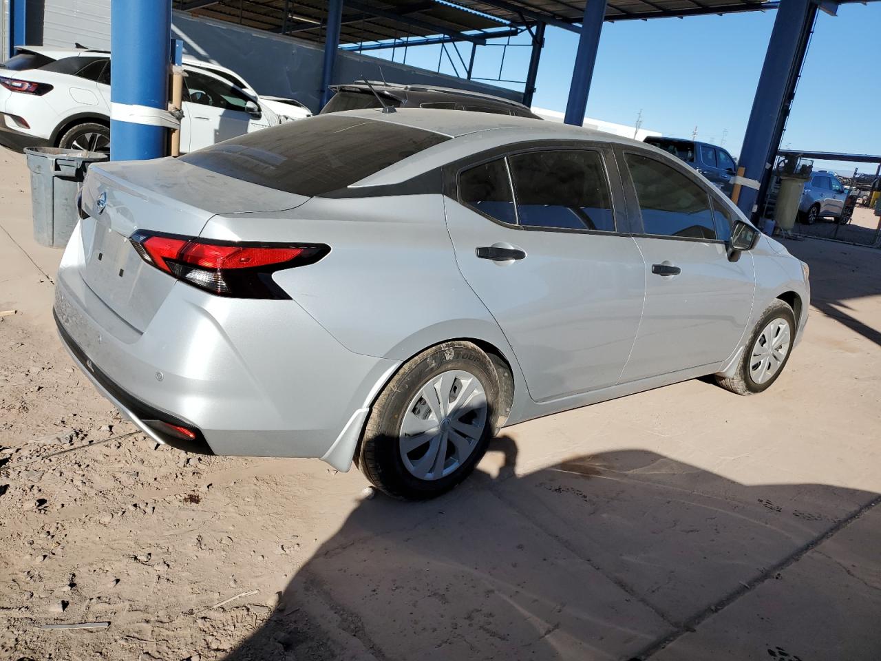 2021 Nissan Versa - Image 3