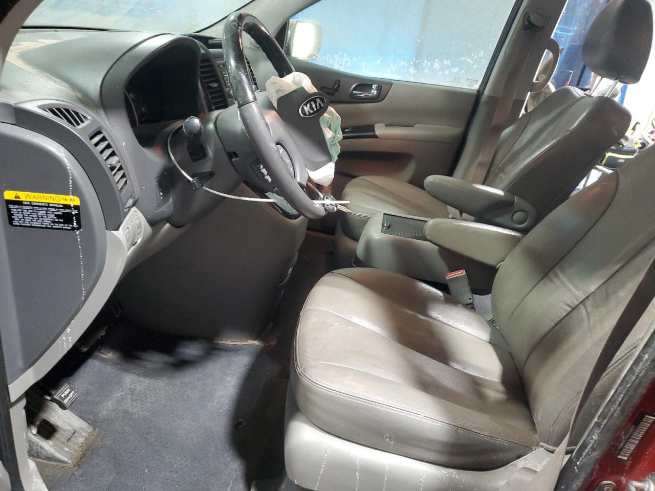 2014 Kia Sedona - Image 7