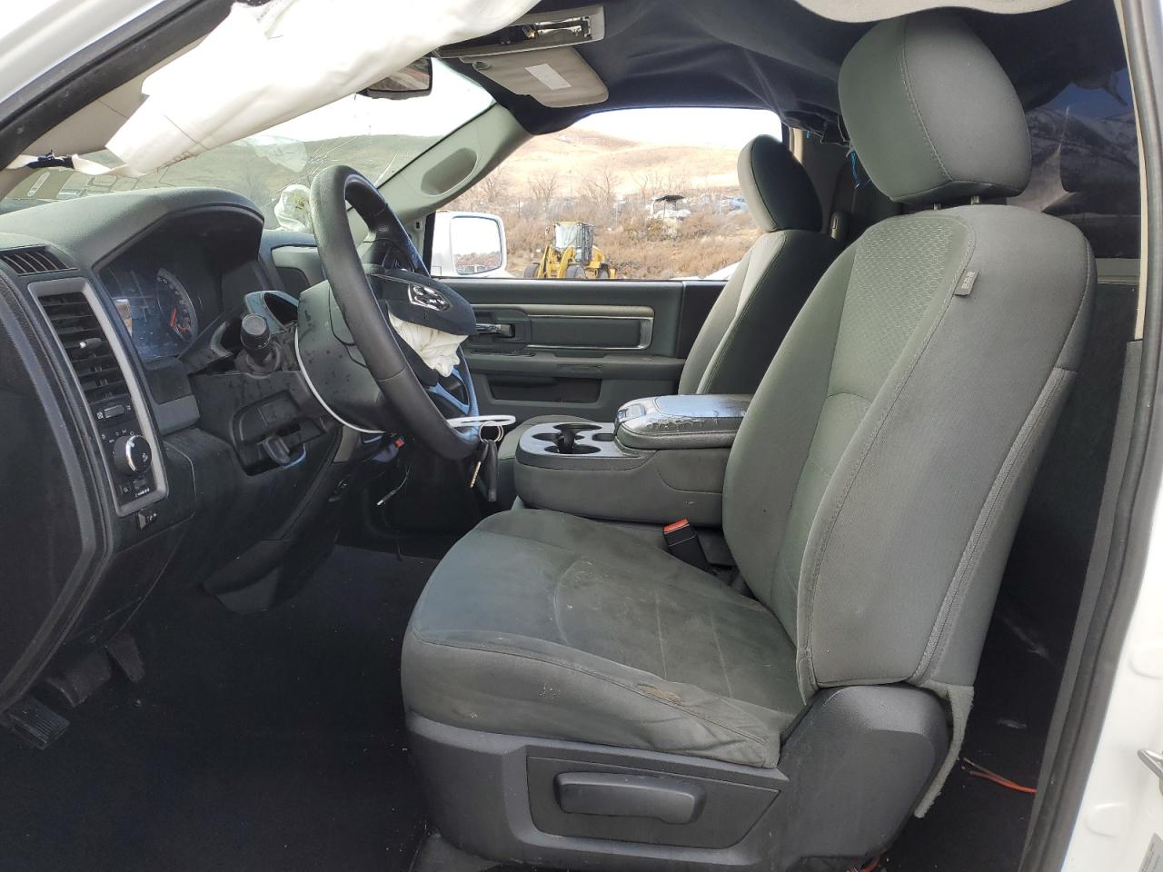 2014 RAM 1500 - Image 7