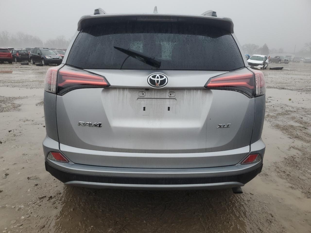 2017 Toyota RAV 4 - Image 6