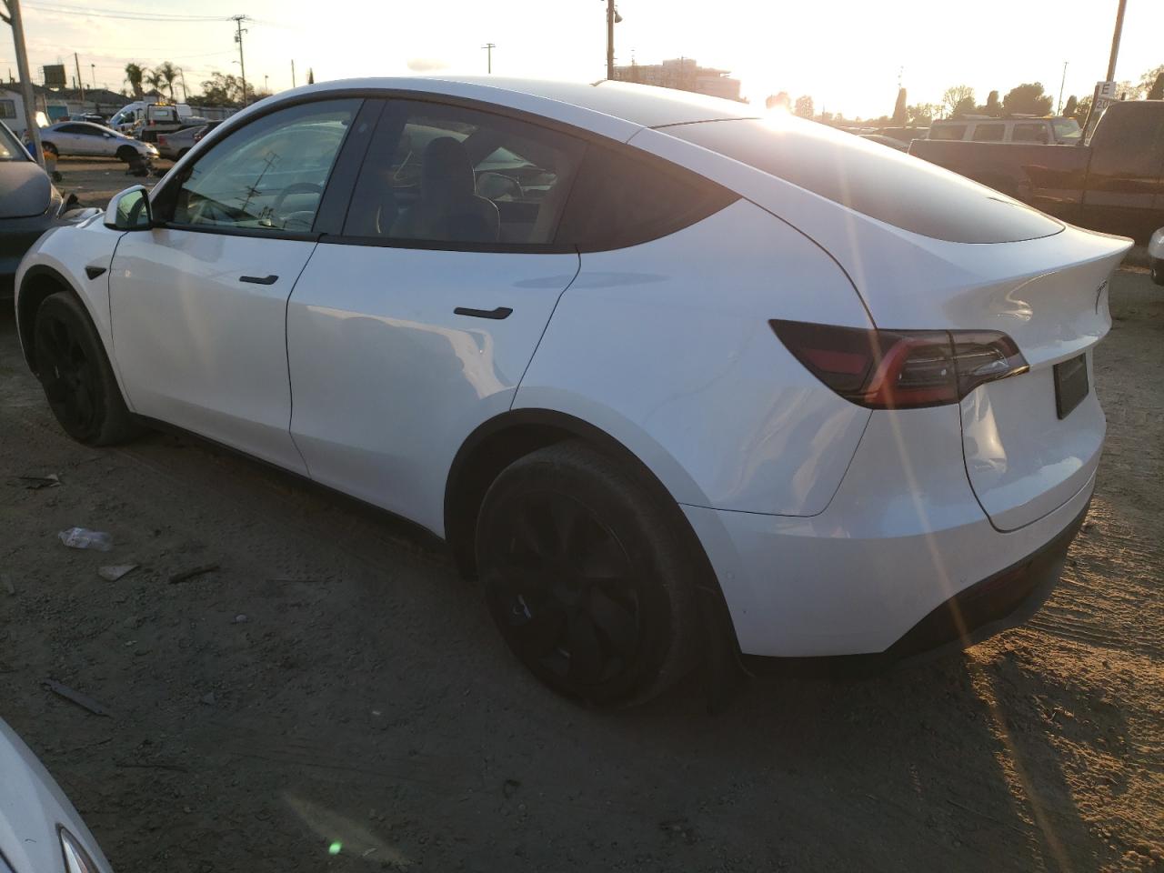 VIN 5YJYGDEE4LF053199 2020 TESLA MODEL Y no.2