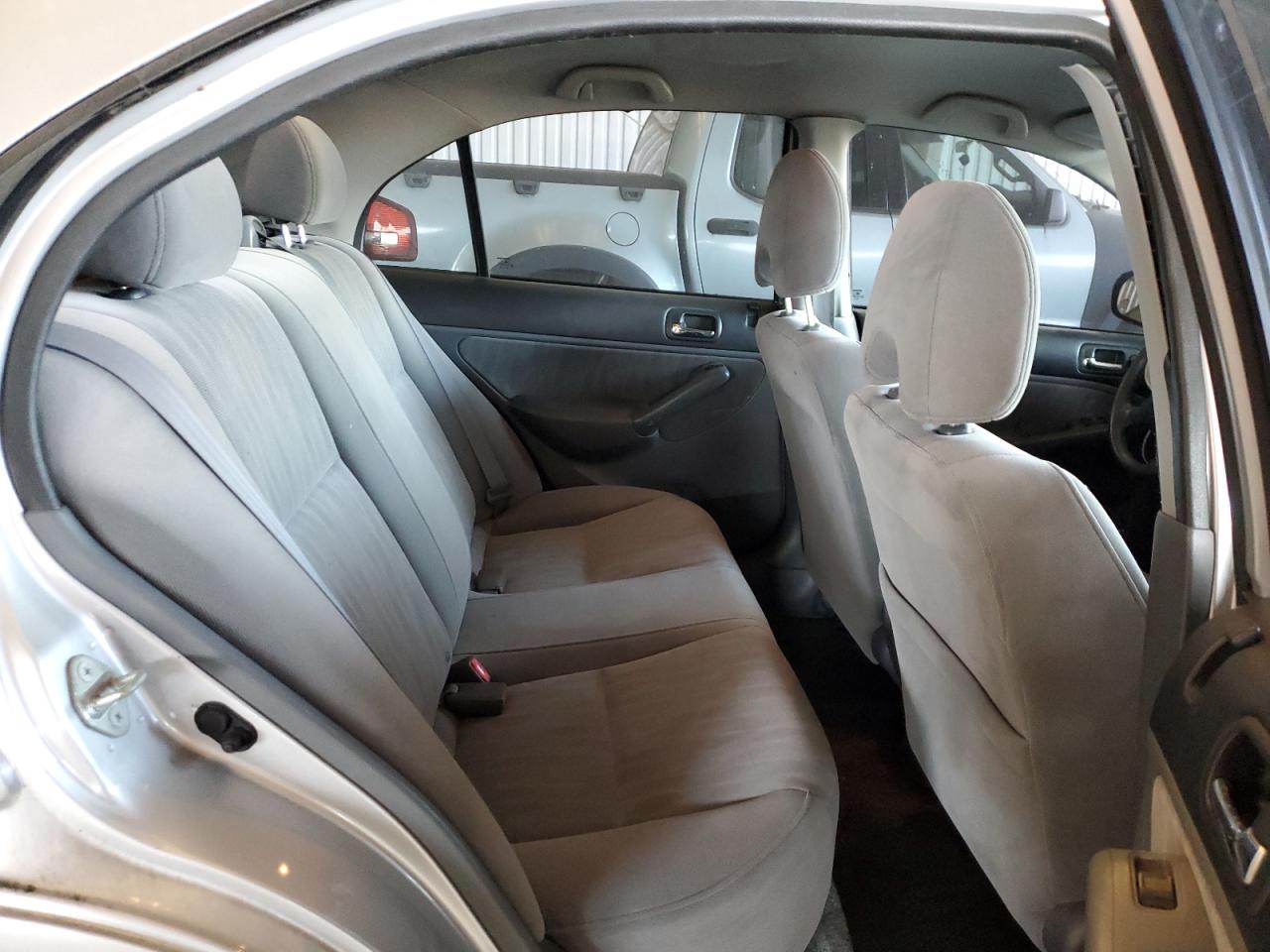 2003 Honda Civic - Image 10