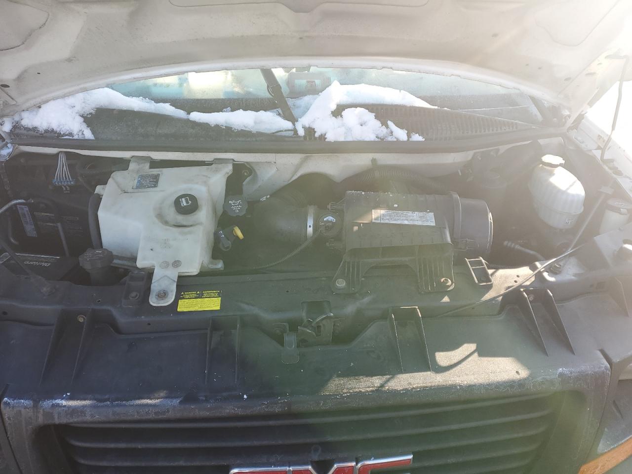 2007 GMC Savana - Image 12