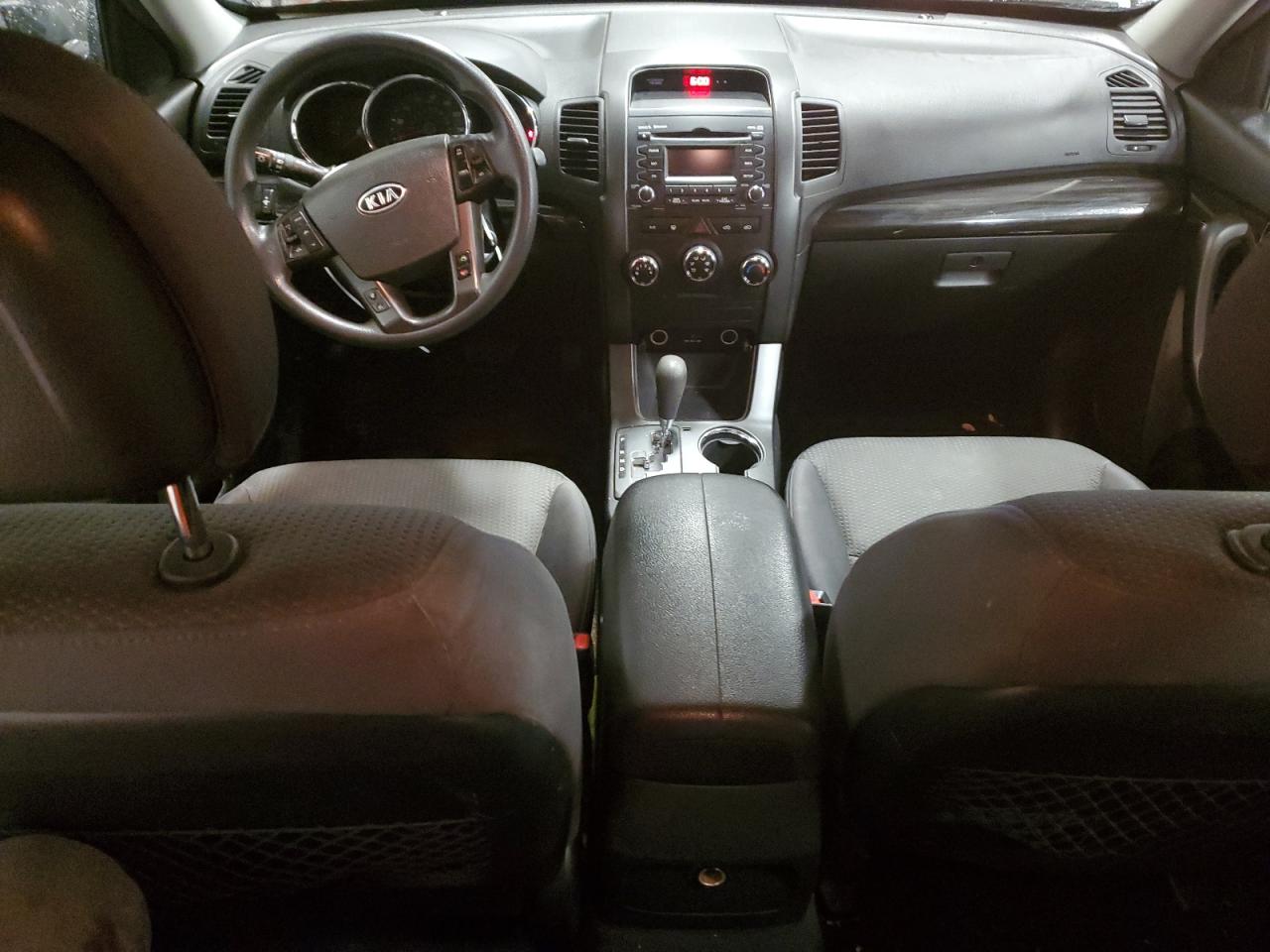 2011 Kia Sorento - Image 8