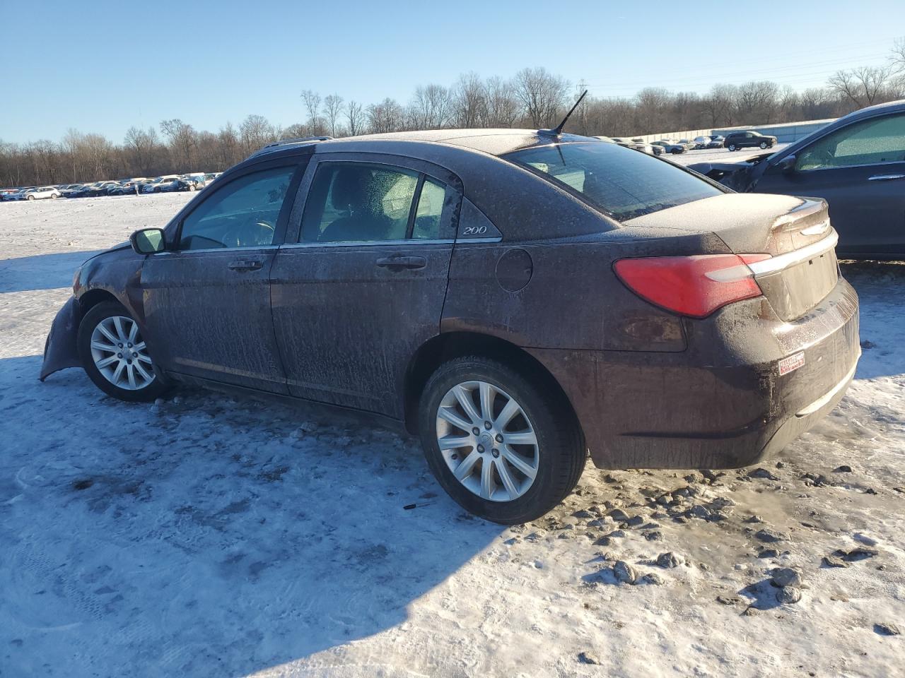 2013 Chrysler 200 - Image 2