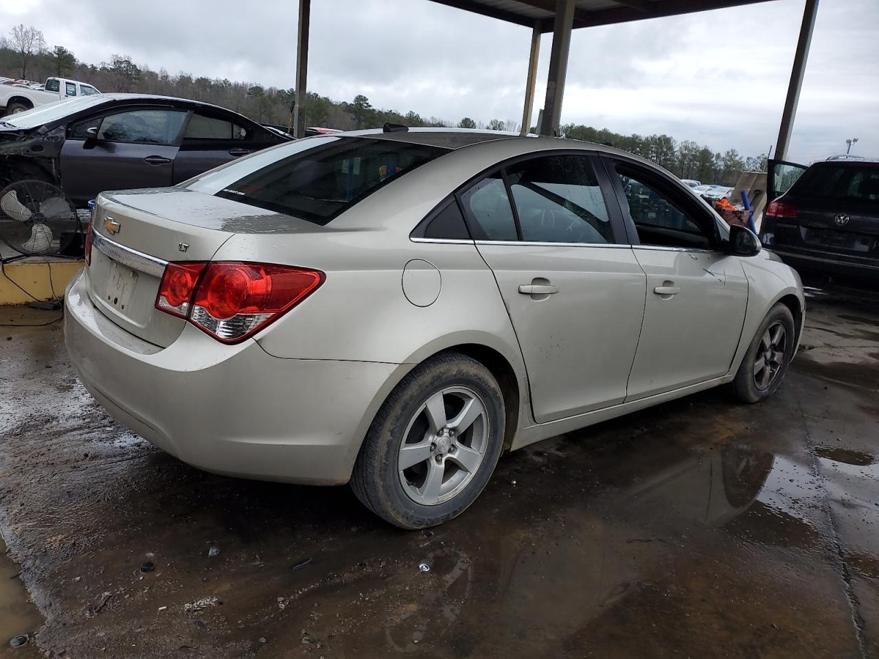 2013 Chevrolet Cruze - Image 3