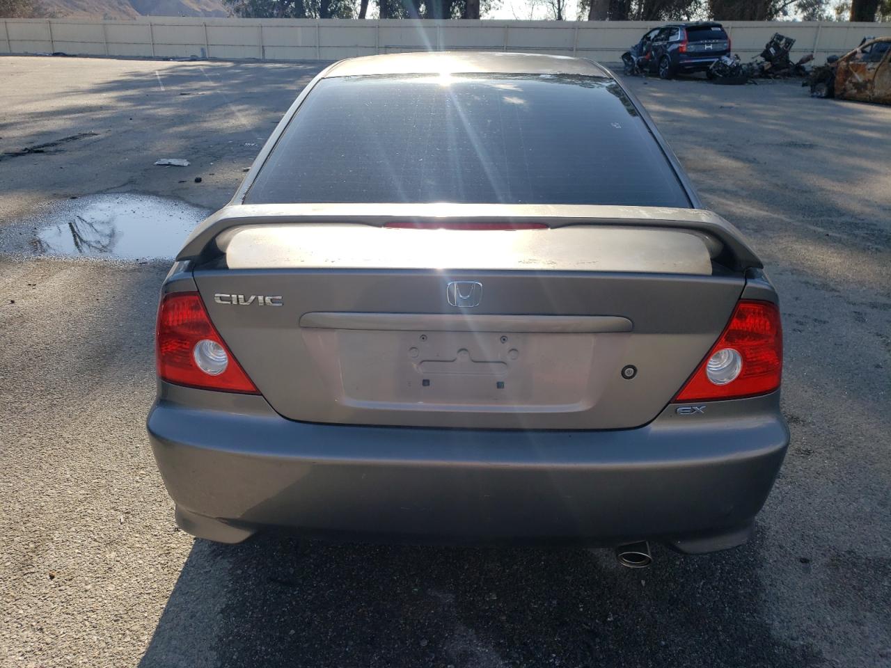 2005 Honda Civic - Image 6