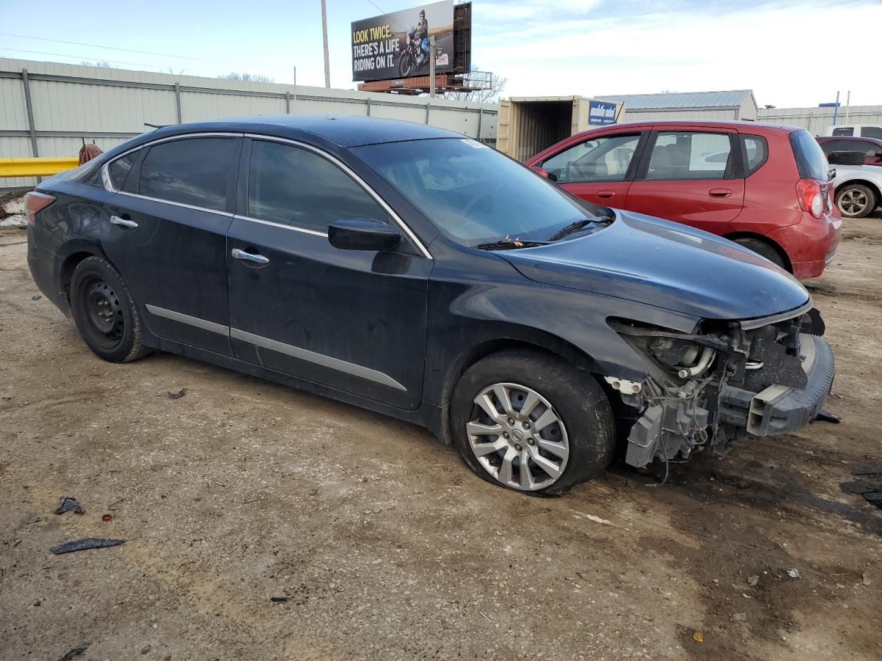 2015 Nissan Altima - Image 4