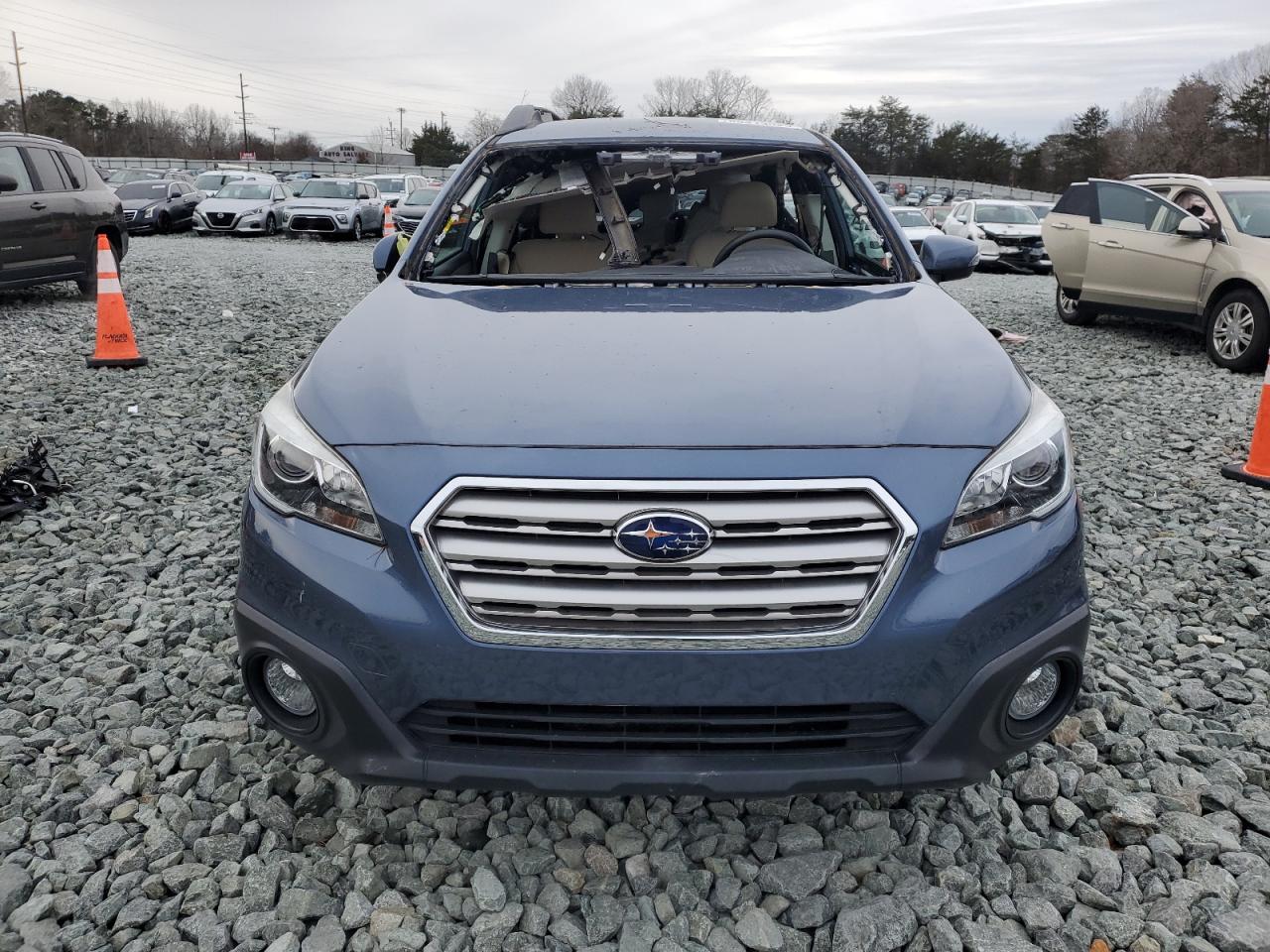 2017 Subaru Outback - Image 5