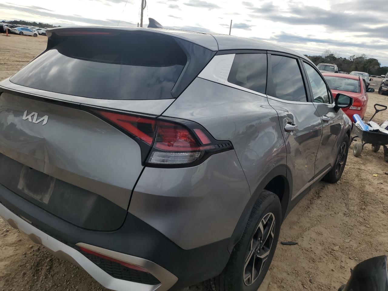 2023 Kia Sportage - Image 3