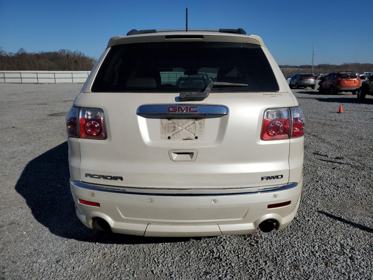2012 GMC Acadia - Image 6