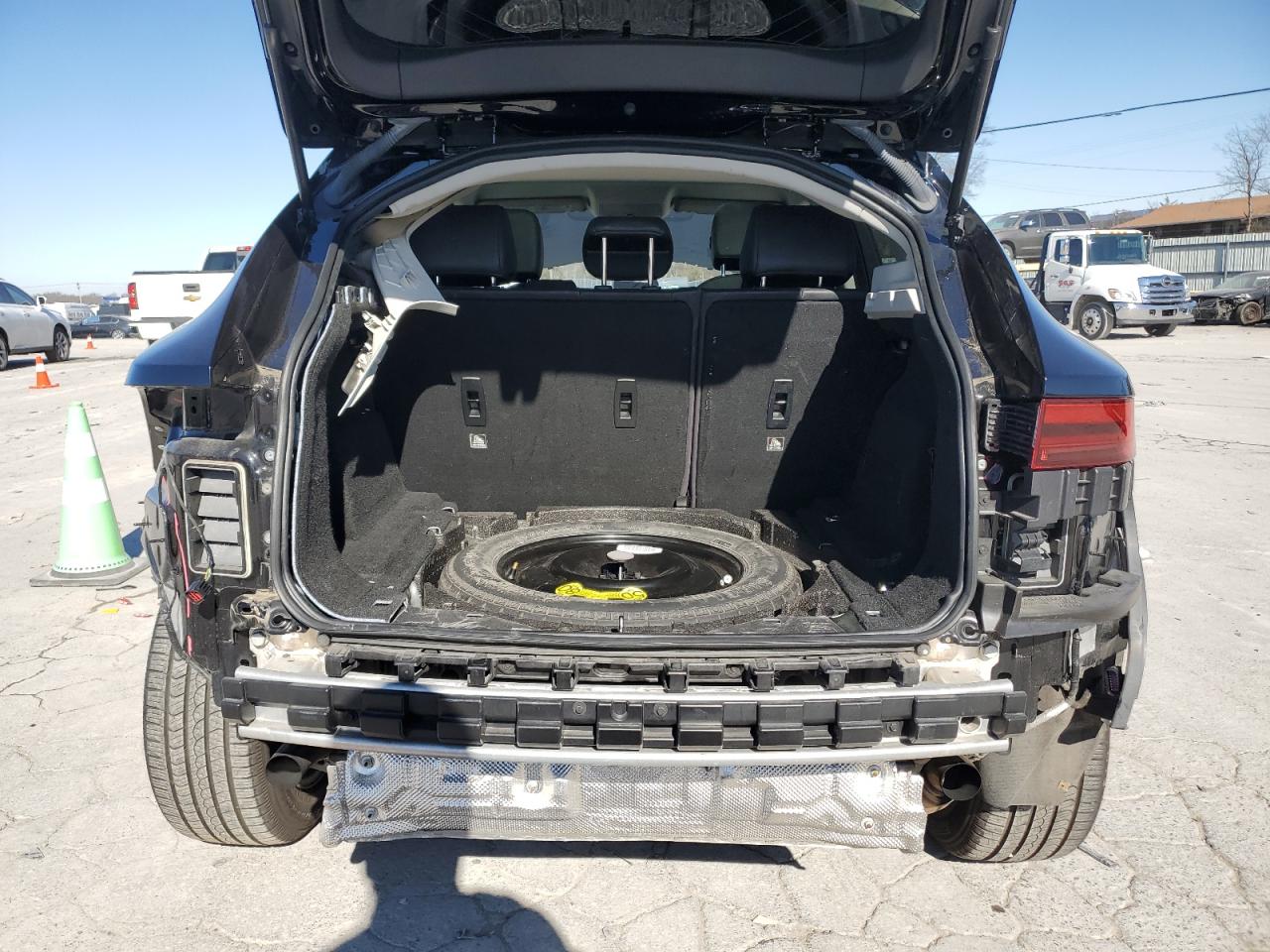 2019 Jaguar E-Pace - Image 6
