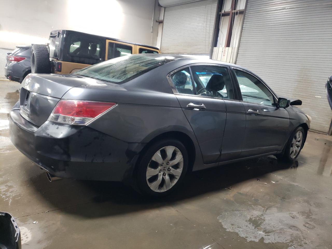 2010 Honda Accord - Image 3