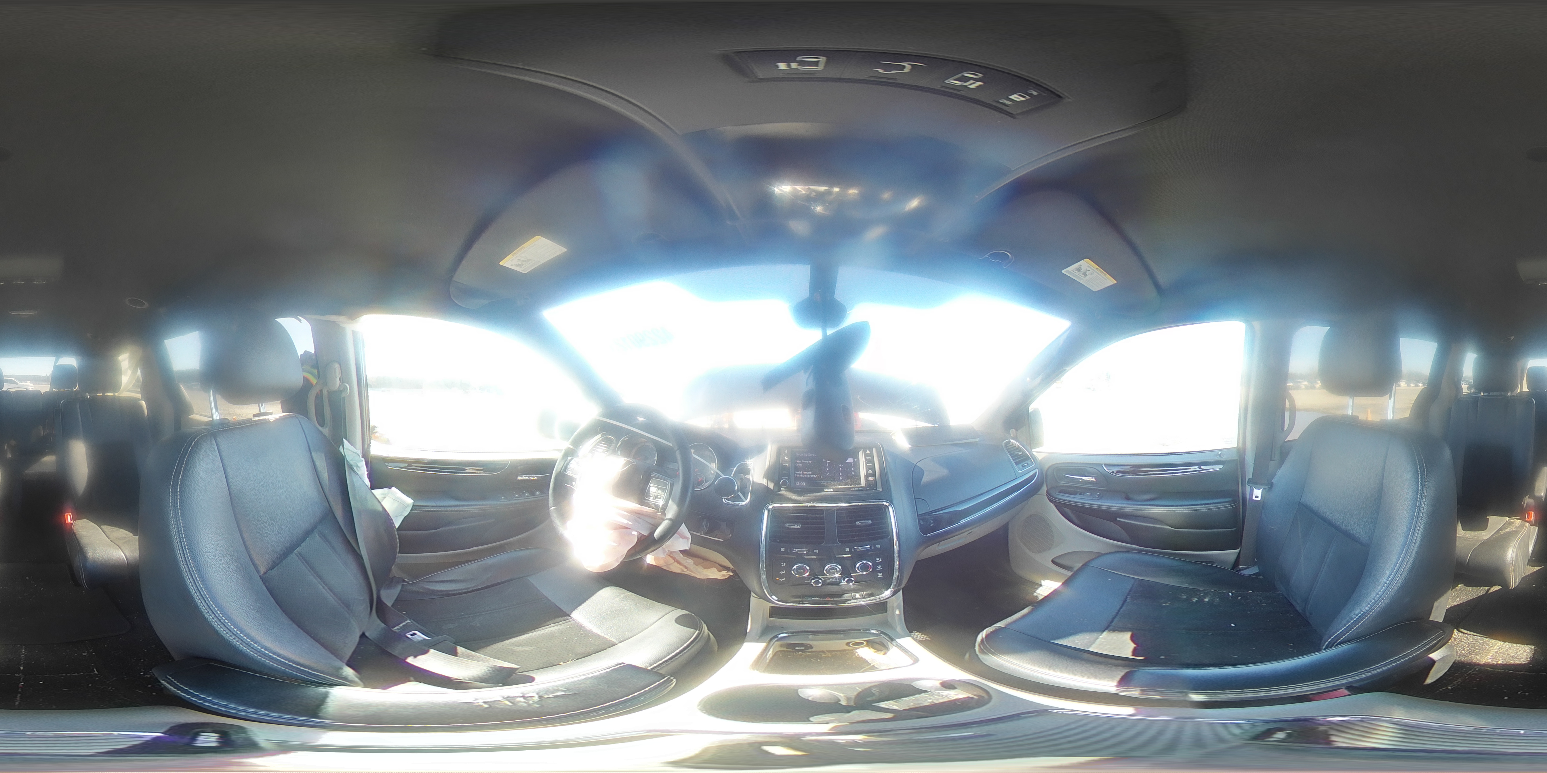 2019 Dodge Caravan - Image 13