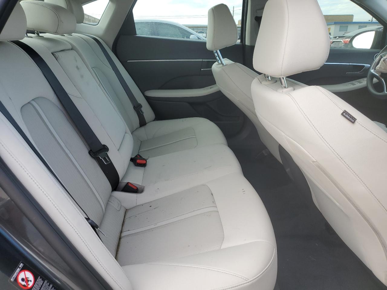 2023 Hyundai Sonata - Image 11