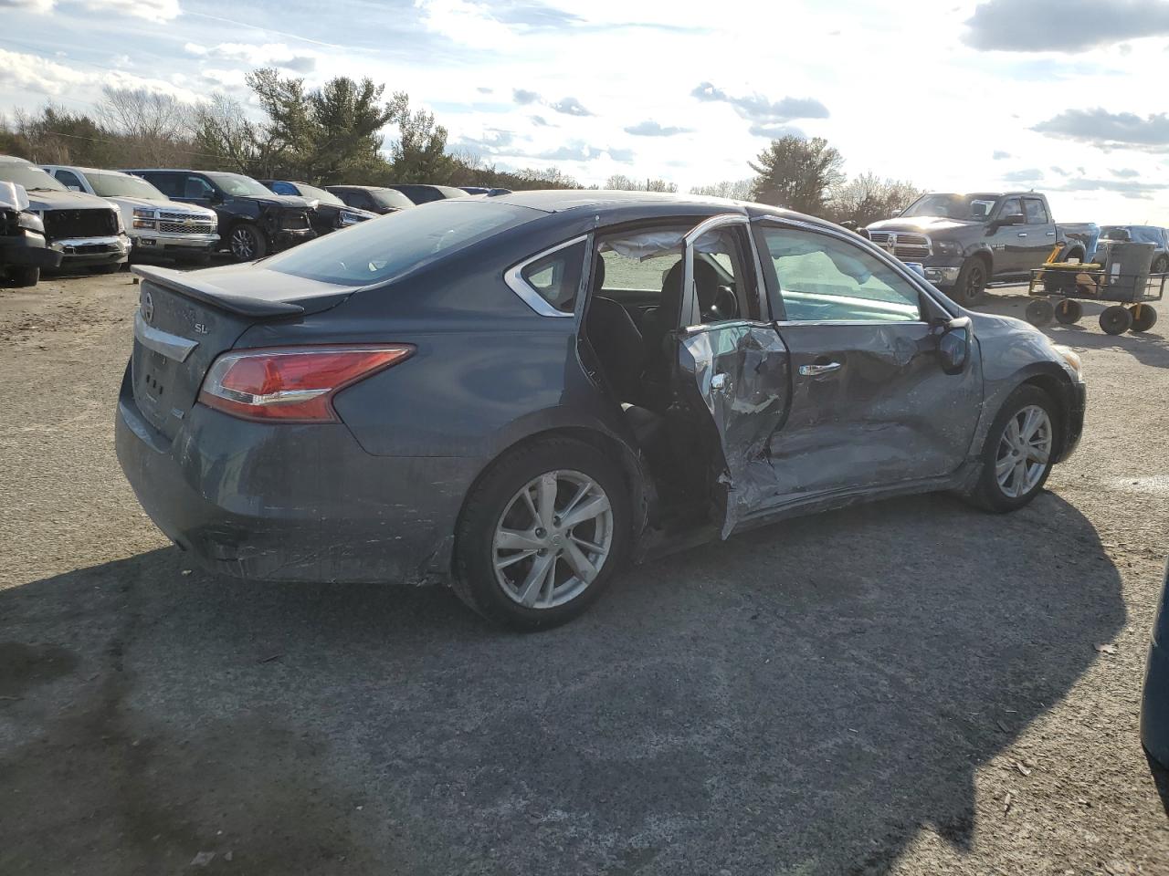 2013 Nissan Altima - Image 3
